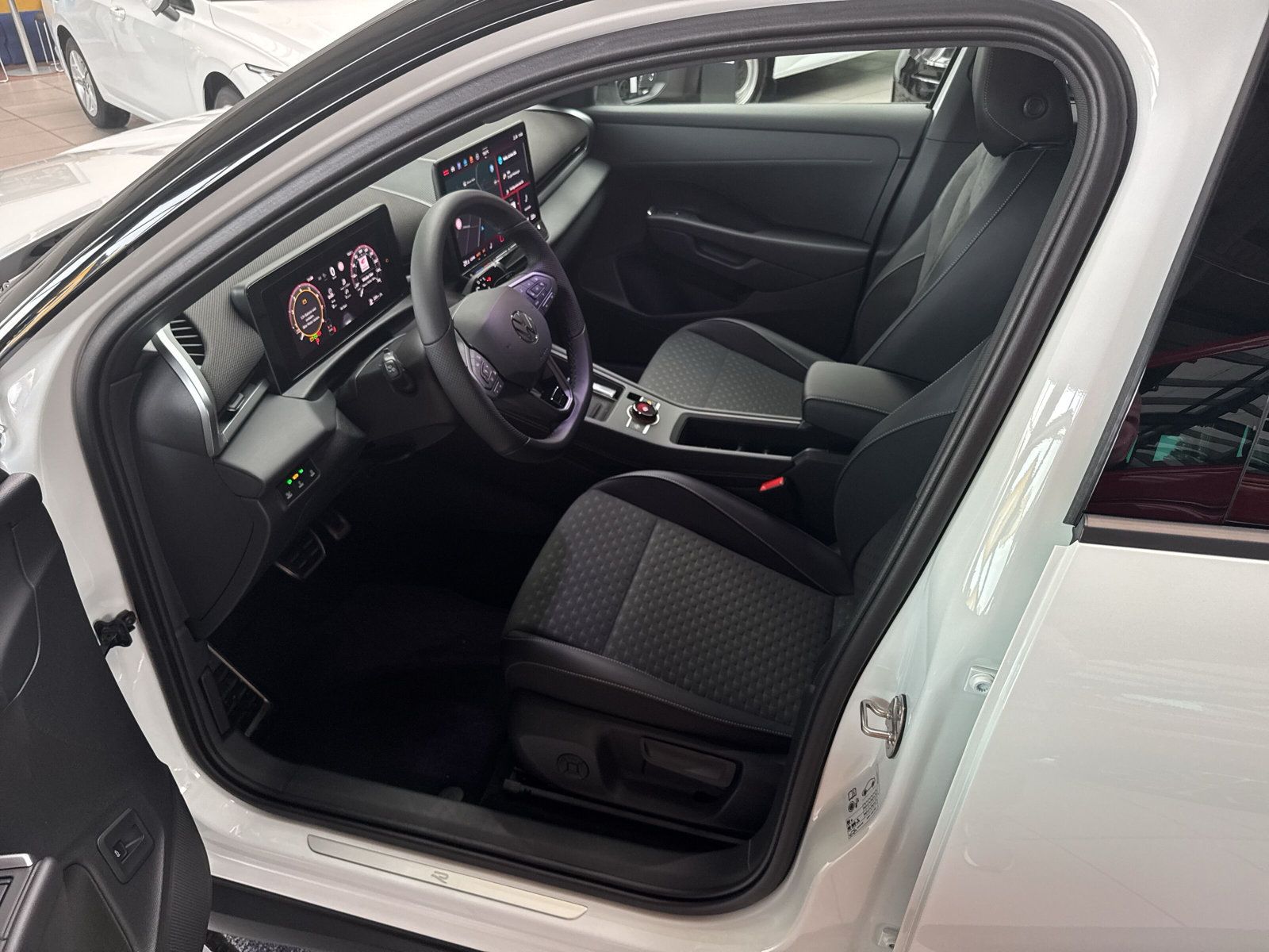 T-Roc R-Line TSI DSG Matrix LED Navi R-Line