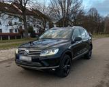 Volkswagen VW Touareg 7p R-line - Volkswagen Touareg: 7