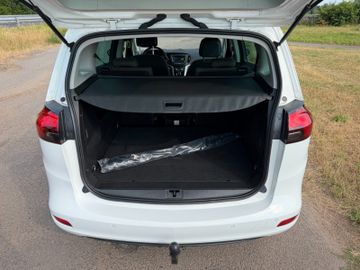 Opel Zafira - 9