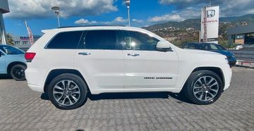 Jeep Grand Cherokee - 4