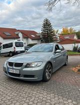 BMW  E90  325i - BMW 325 in Saarbrücken