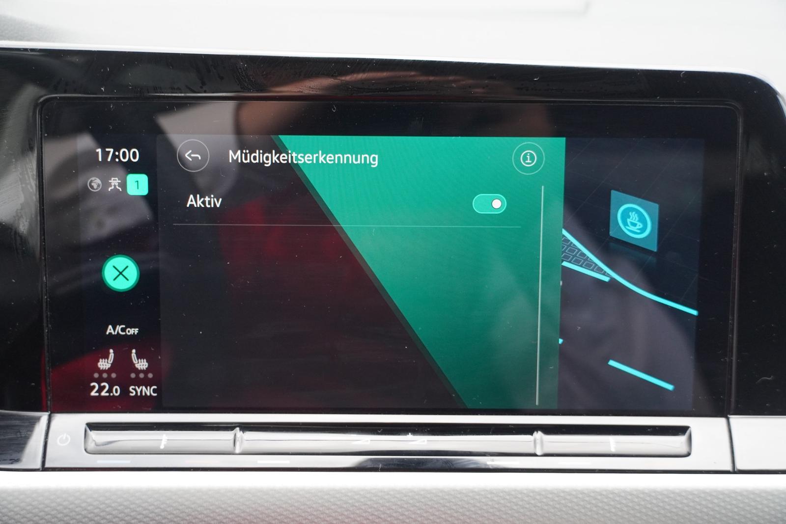 Volkswagen Golf VIII Variant 1.0 Move ACC Android Apple AHK, миниатюра 18