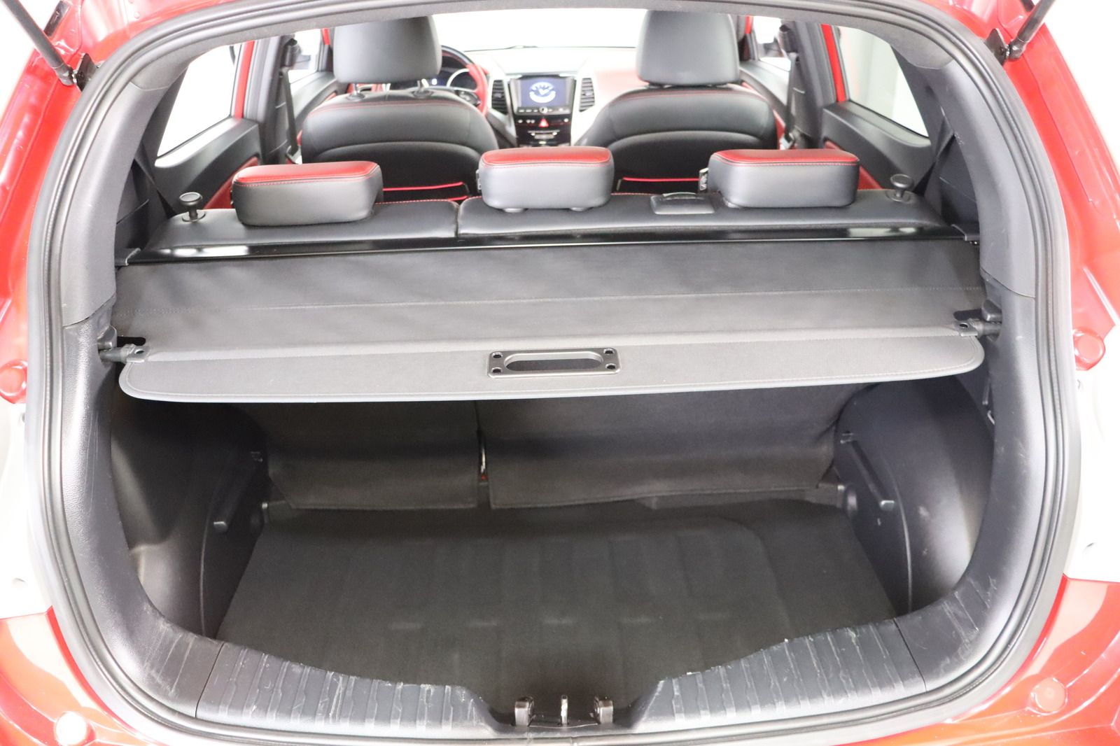 Fahrzeugabbildung Andere Ssangyong Tivoli * Leder * Navi * SHZ* e-XGi 160