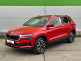 Skoda 150PS DSG 130 Premium Matrix NAVI PADACH eHK AHK - rote Skoda Karoq
