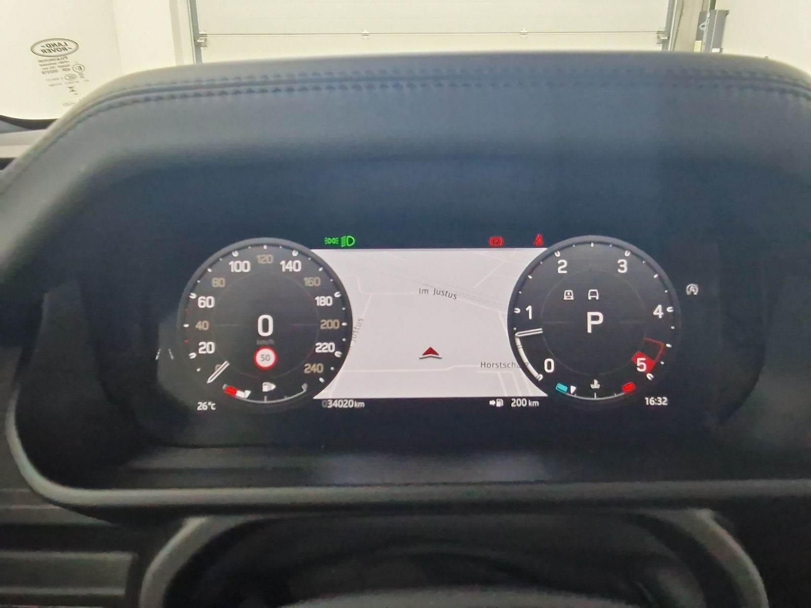 LAND ROVER Defender 90 Hard Top D250 X-Dynamic SE AHK – Bild 12