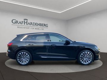 Audi Q8 e-tron - 7