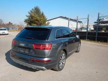 Audi Q7 - 10