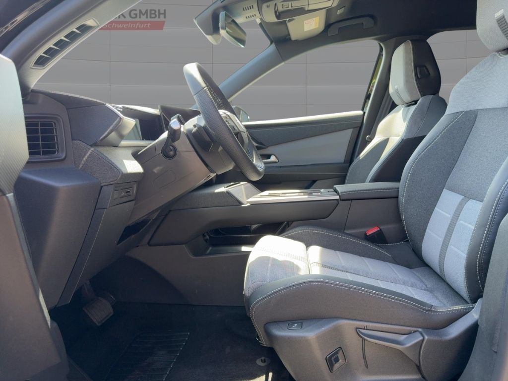 Fahrzeugabbildung Opel Grandland GS Allwetter, SHZ, LHZ, Apple CarPlay