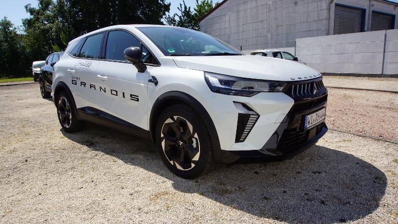 Image of Mitsubishi Grandis