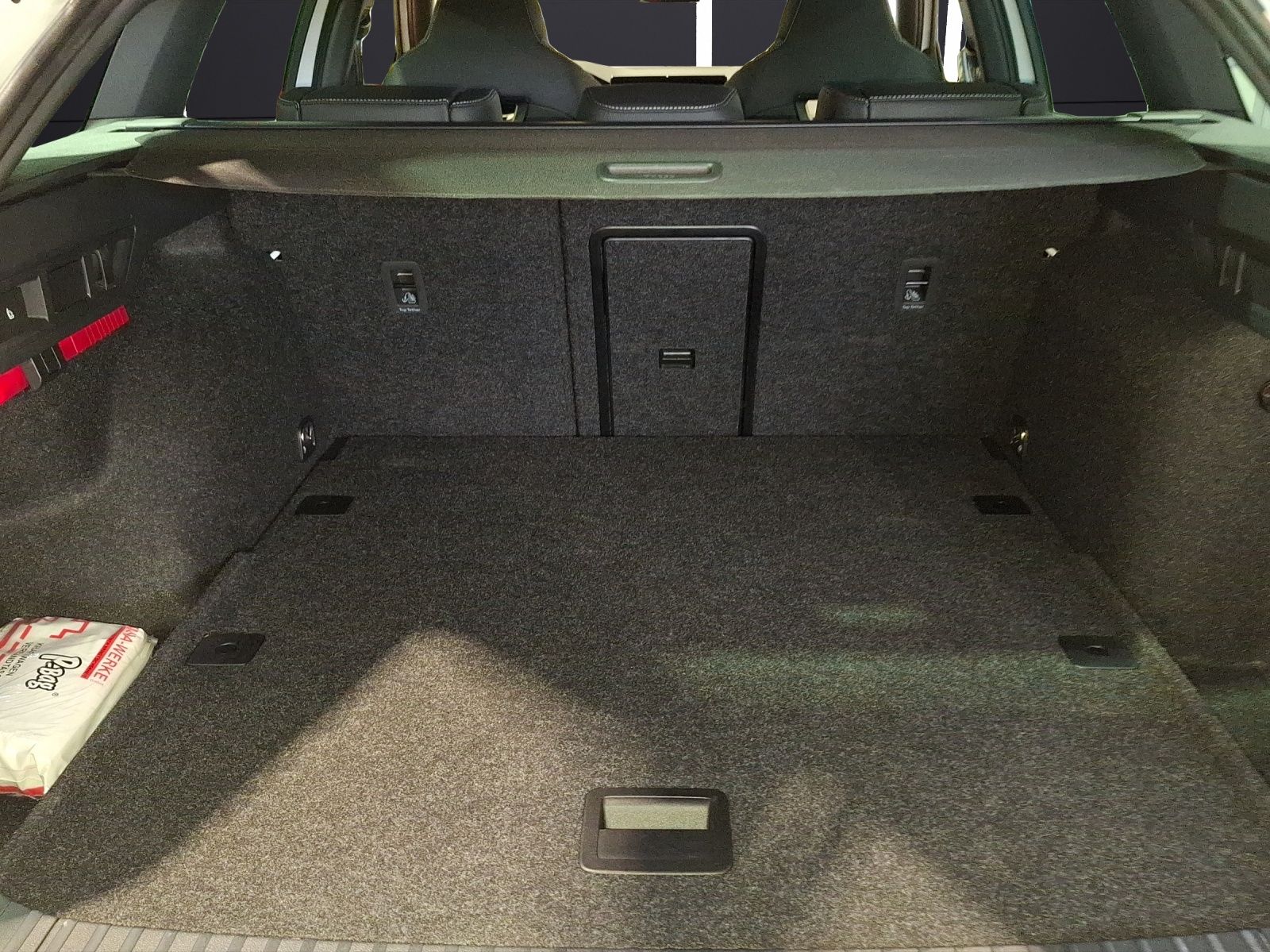 Fahrzeugabbildung SKODA Octavia Combi TDI Sportline DSG Matrix Navi HUD