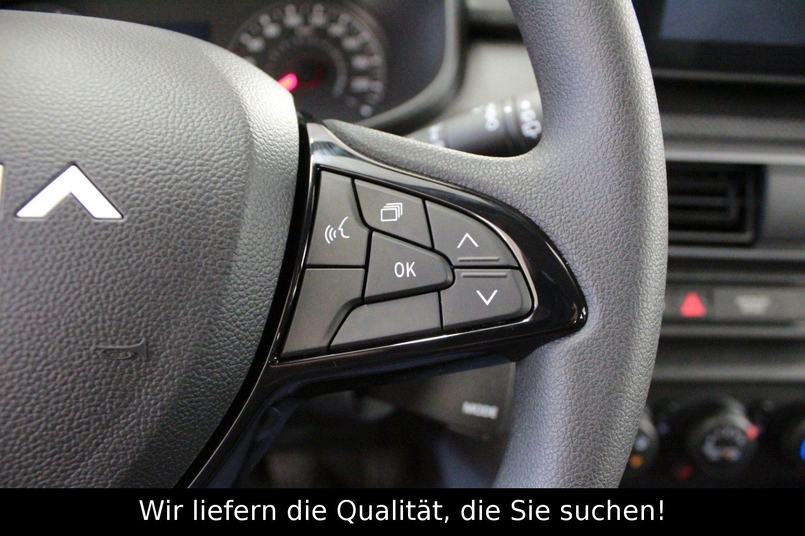 Fahrzeugabbildung Dacia Sandero SCe 65 Essential*Klima*Media Display*