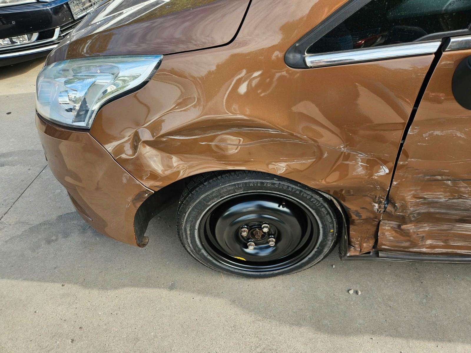 Ford B-MAX 2014 — photo 16