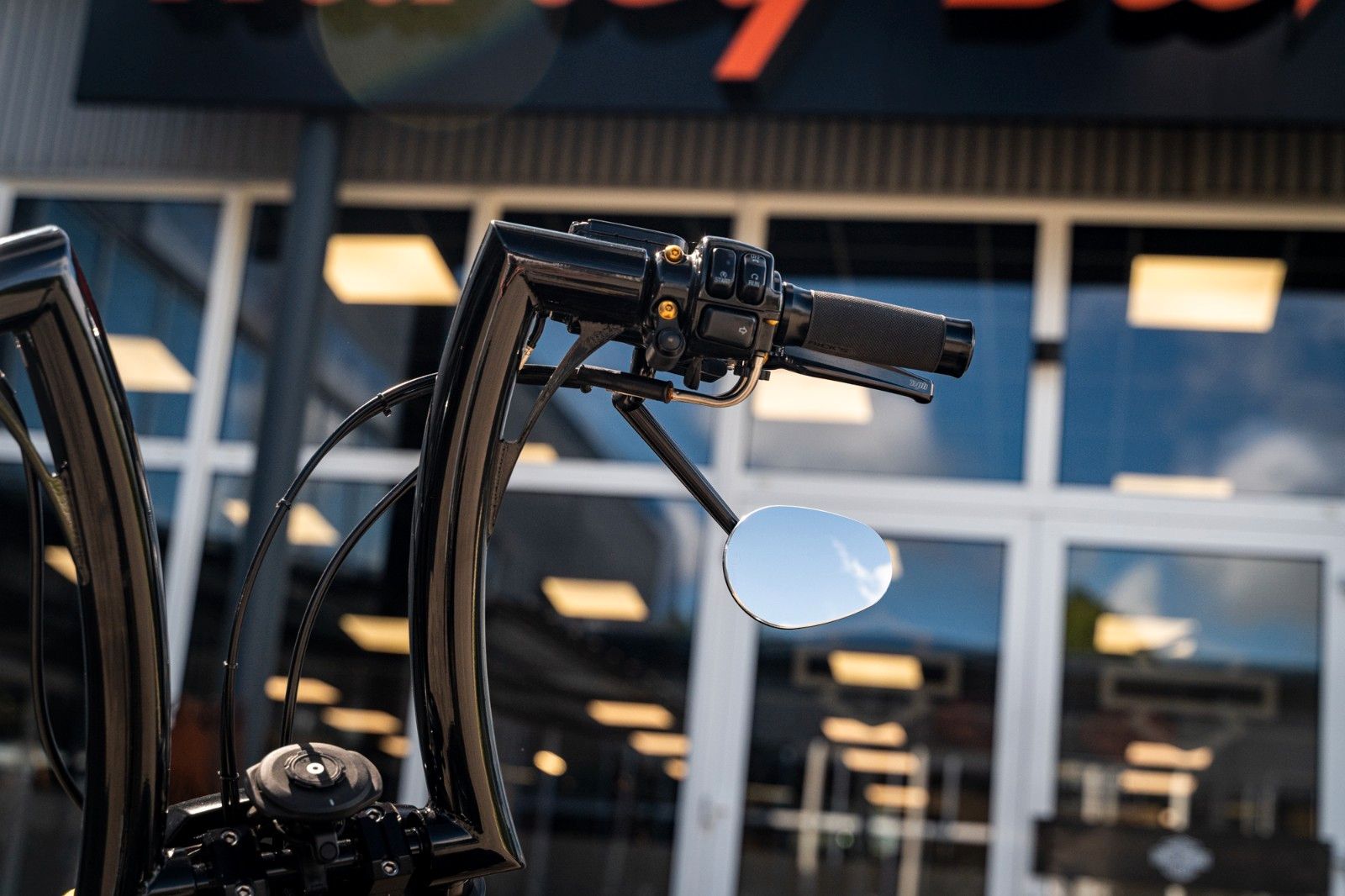 Fahrzeugabbildung Harley-Davidson VRSCDX Night Rod Special-Airride 280-RideHardRod