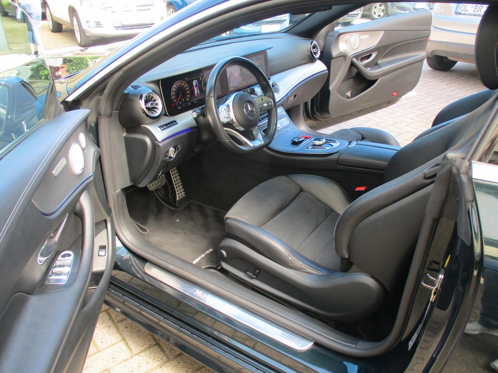 Mercedes-Benz E 220 d Coupe 4Matic / AMG Linie