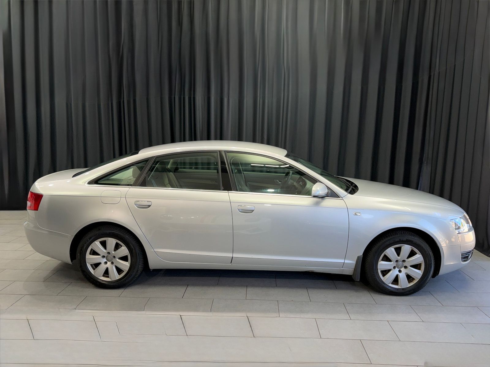 Fahrzeugabbildung Audi A6 Lim. 3.0 TDI quattro|D-FZG|U-FREI|PDC|TÜV Neu