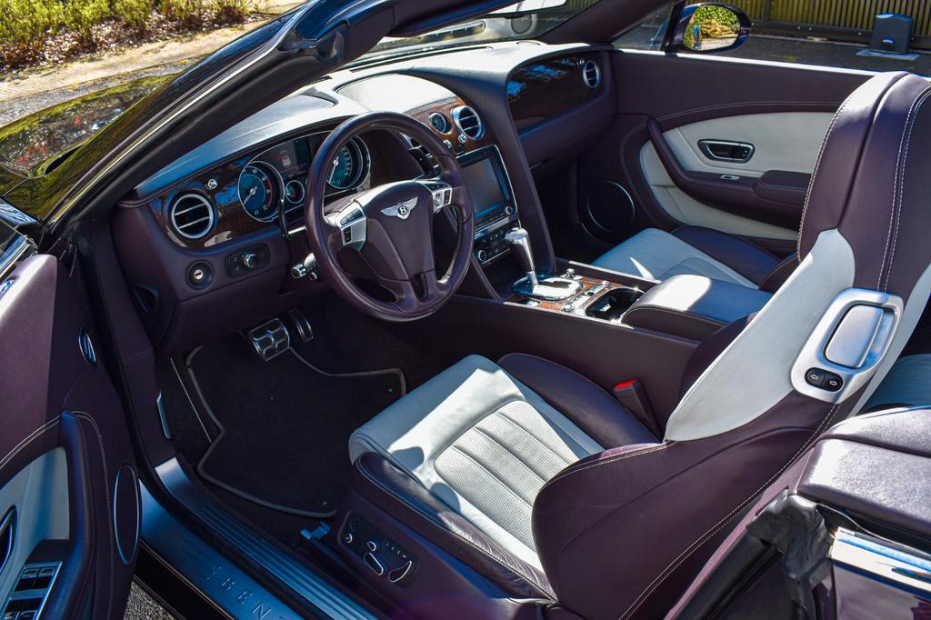 Bentley Continental GTC