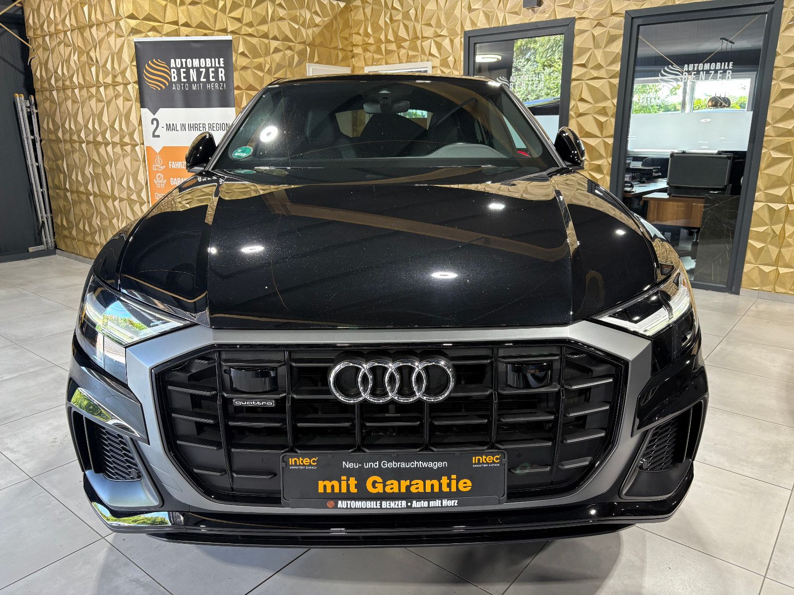 Fahrzeugabbildung Audi Q8 45 TDI quattro/APPLE/8-FACH/MASSAGE/NAVI/KAME