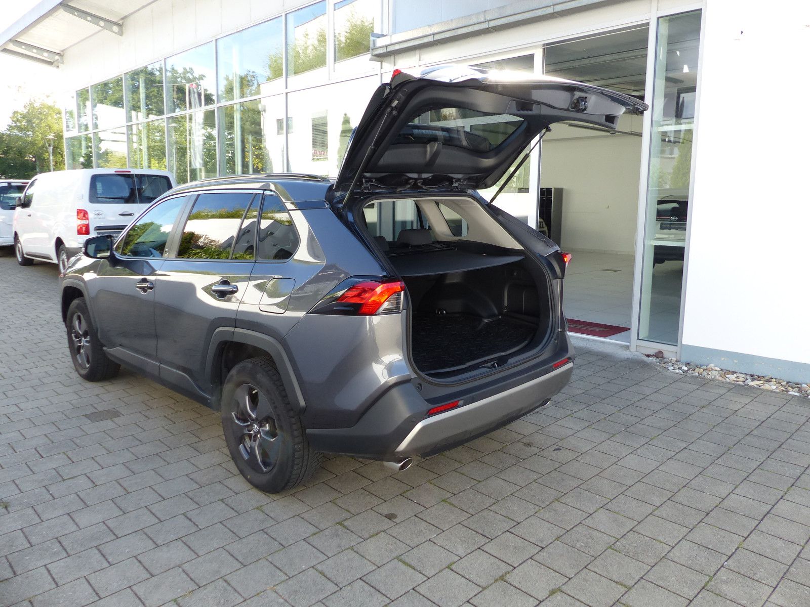 Toyota RAV4 2.5 Hybrid TeamD Kamera CarPlay LED foto 21
