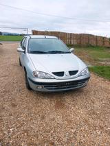 Renault Megane 1 Limousine - gebrauchte Renault Megane aus dem Jahr 2002