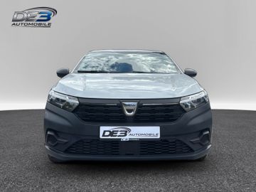 Dacia Sandero - 8