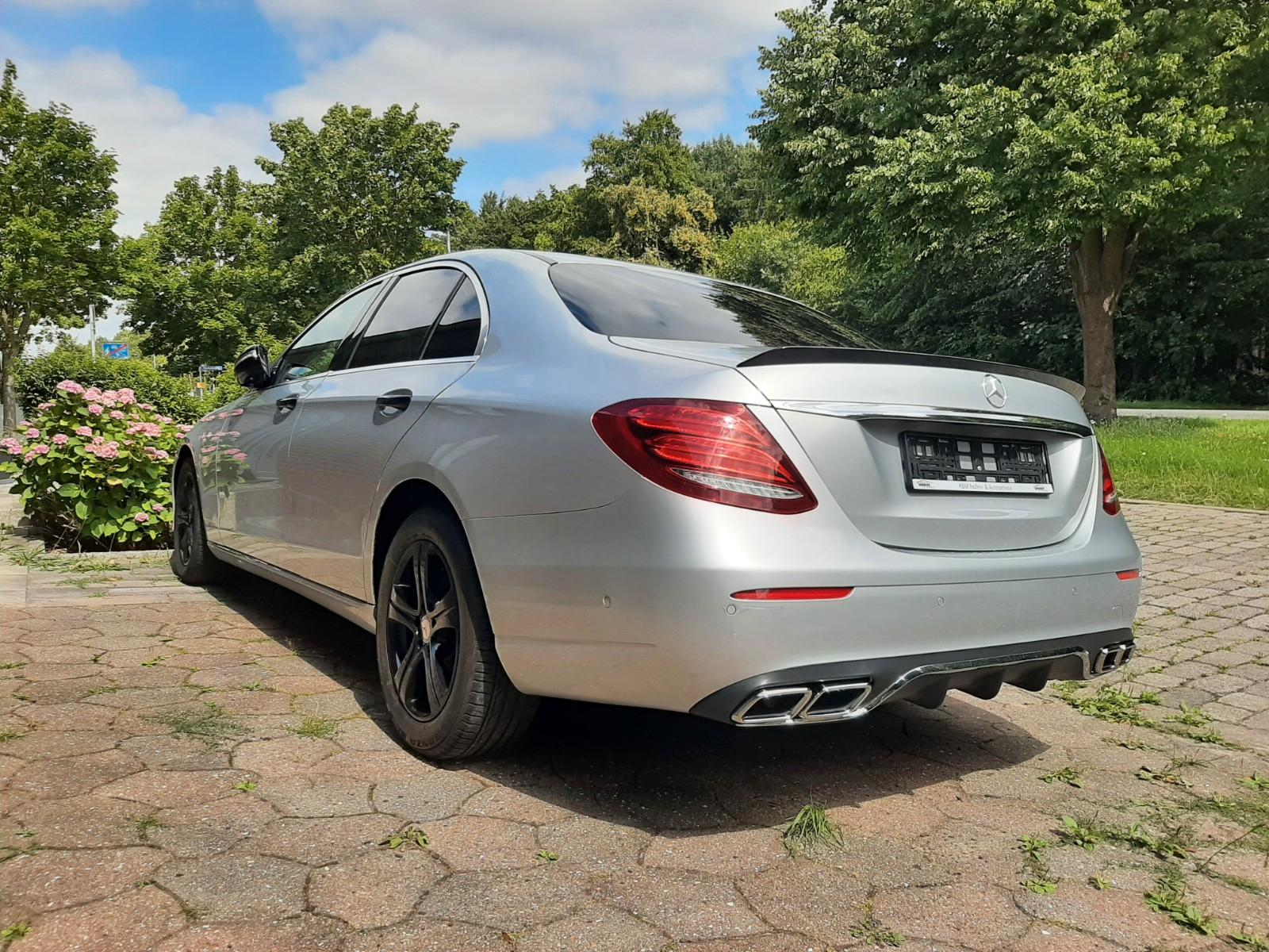 Mercedes-Benz E 200