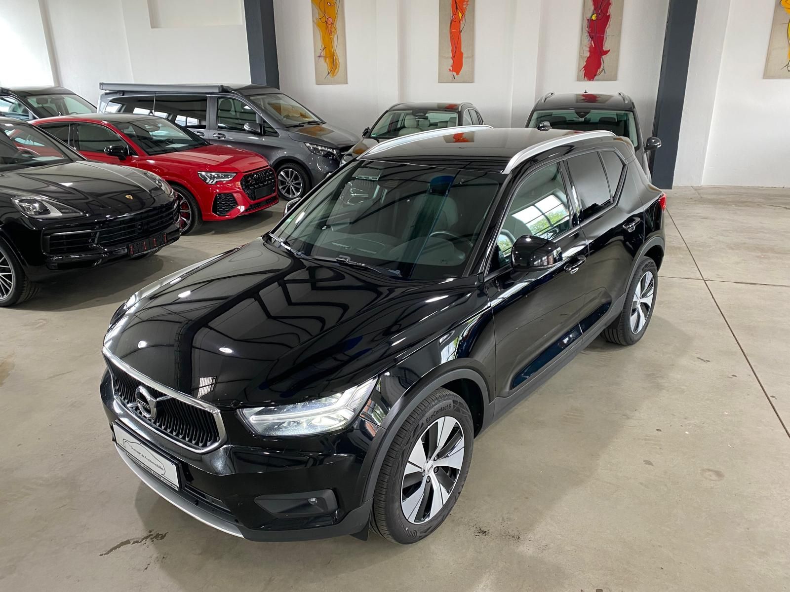 Fahrzeugabbildung Volvo XC40 Momentum Pro/Navi/LED/SH/