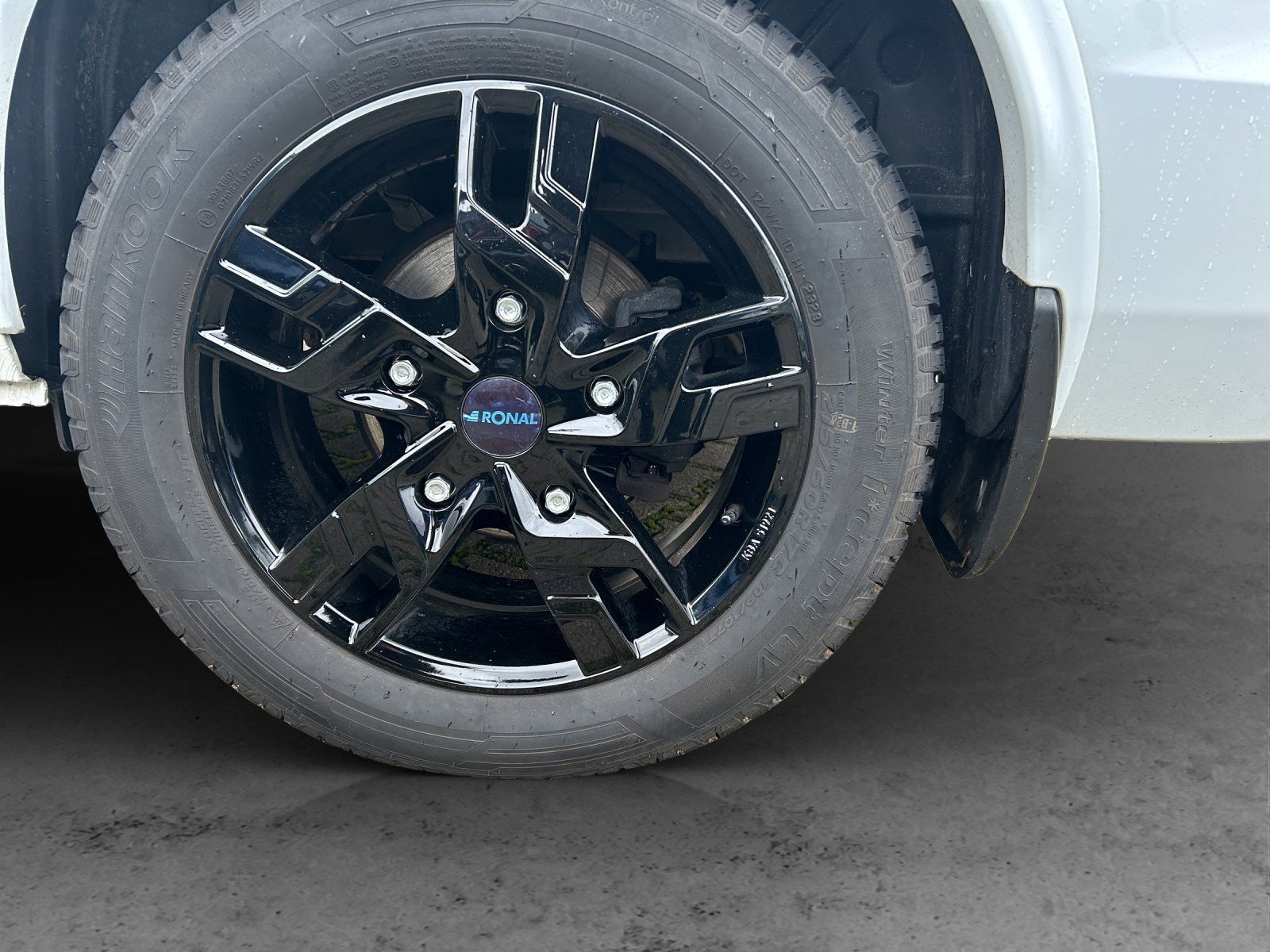 Fahrzeugabbildung Ford Tourneo Custom 2,0 TDCI 320 L1 Titanium,Navi,