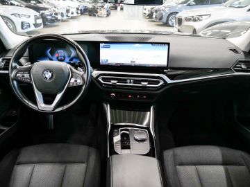 BMW 318 - 12