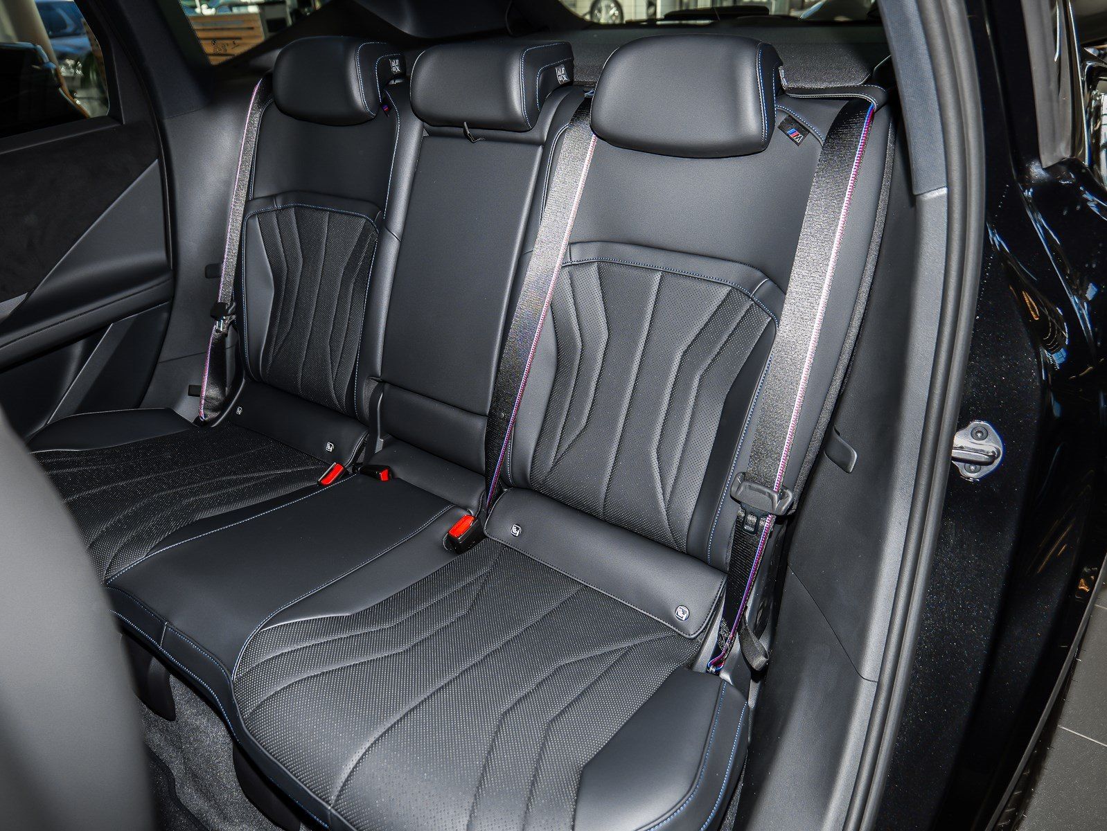 BMW iX3 - Bild 9