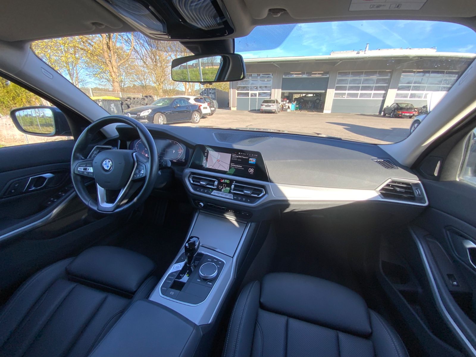 BMW 320d Touring xDrive/ Kamera/ Sport foto 15