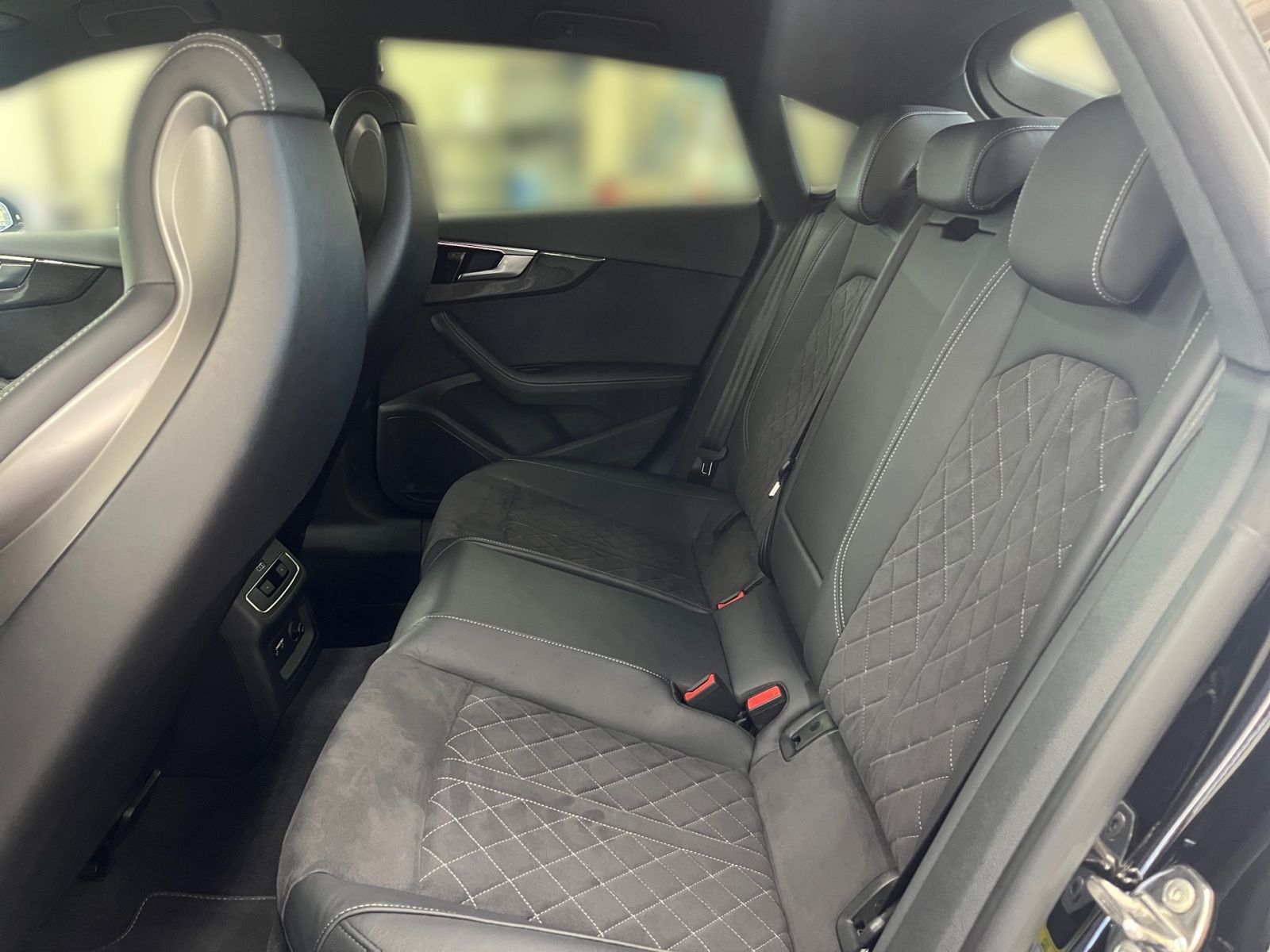 Audi S5 - Bild 10