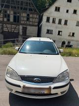 Ford Mondeo - Ford Mondeo aus 2005 mit Diesel-Antrieb