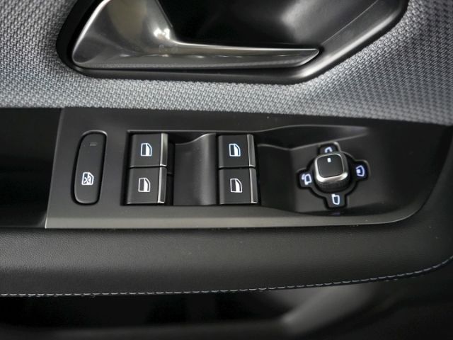 Grandland B HYBRID GS eDCT+NAVI+MATRIX-LED-HS-LI