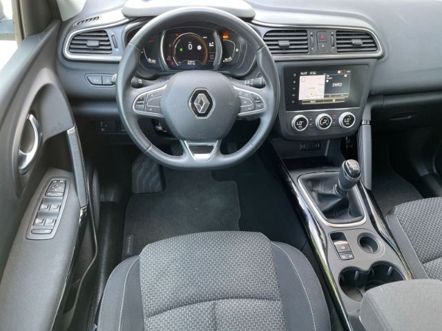 Fahrzeugabbildung Renault Kadjar 1.3 TCe 140 Zen, Navi, Tempomat, Sitzheiz
