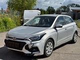 Hyundai i20 Select*KLIMA*MFL*1-HAND* - Hyundai i20 Unfallwagen