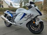 Suzuki GSX 1300 R - SUZUKI GSX 1300
