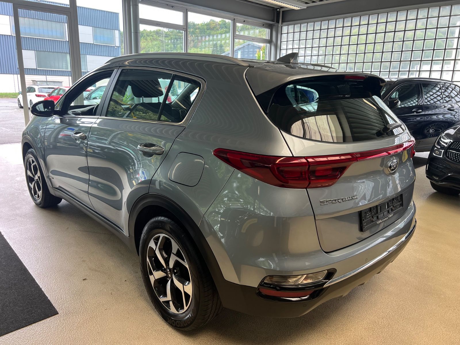 Fahrzeugabbildung Kia Sportage Vision 4WD * 1.HAND *