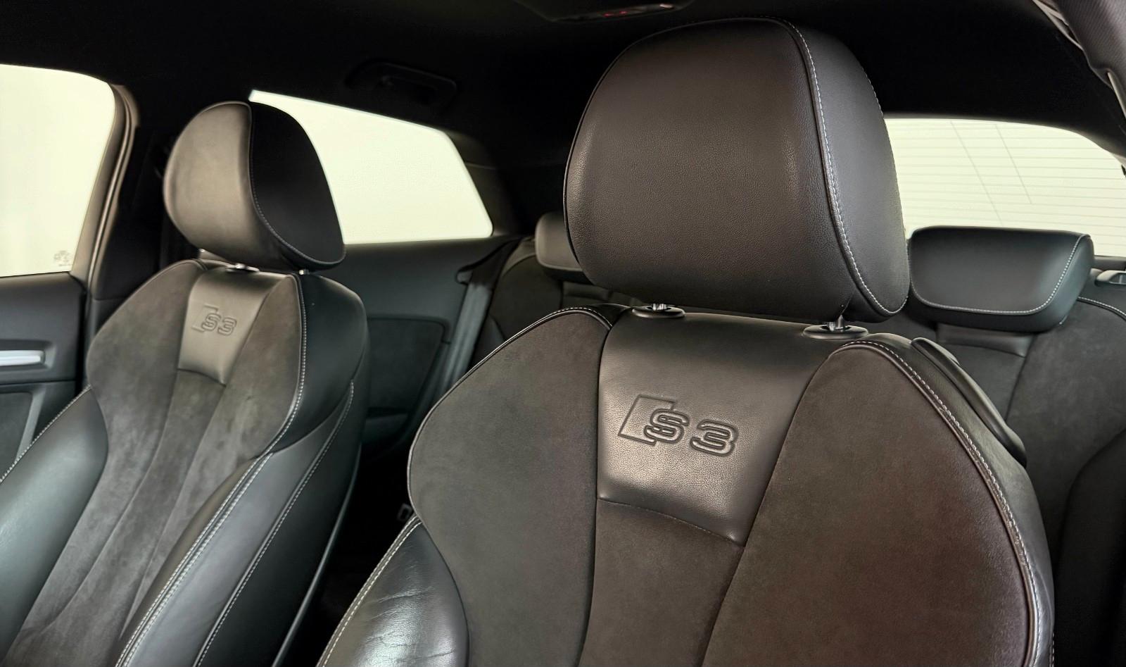 Audi S3 8V 2.0 TFSI QUATTRO 1.HAND SCHECKHEFT 8FACH