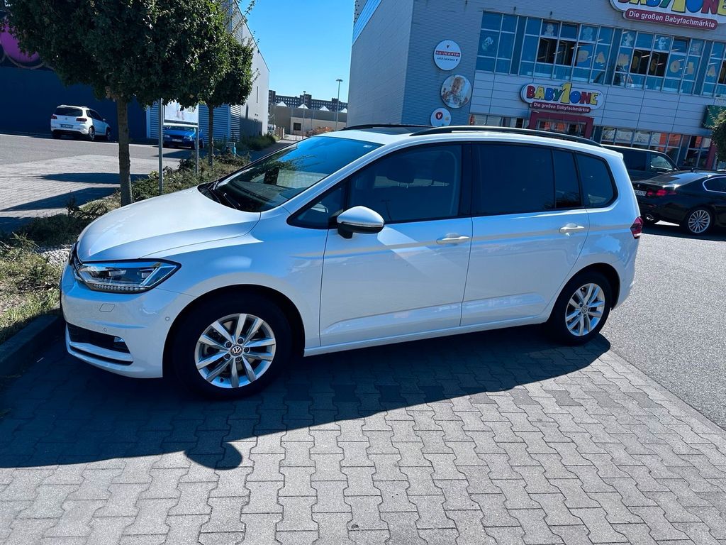 Image of Volkswagen Touran