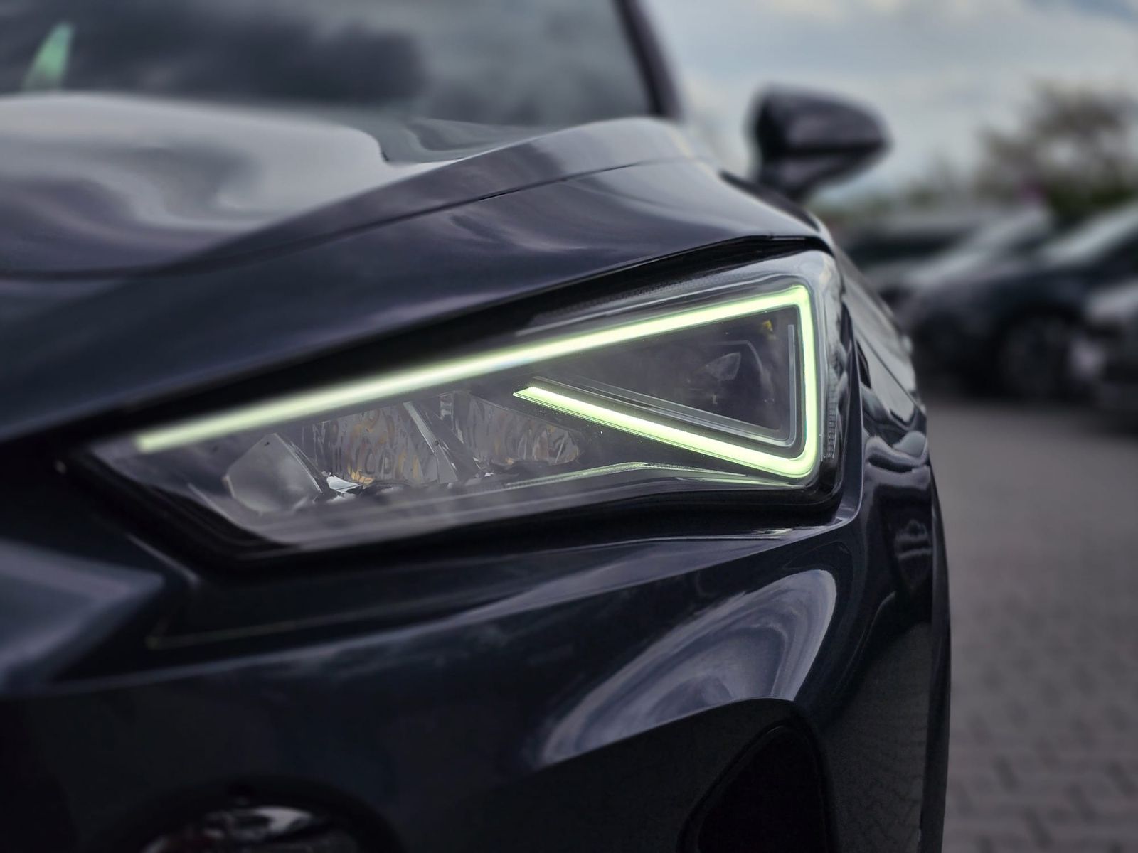 Fahrzeugabbildung CUPRA Formentor 1.5 TSIDSG ACC*DCC*LED*KAMERA*19"ALU