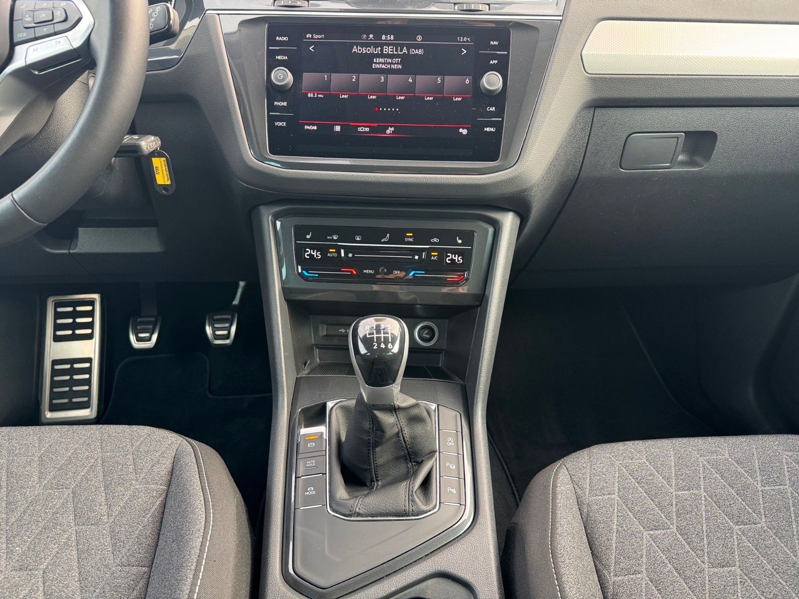 Fahrzeugabbildung Volkswagen Tiguan Life MOVE 1.5 TSI