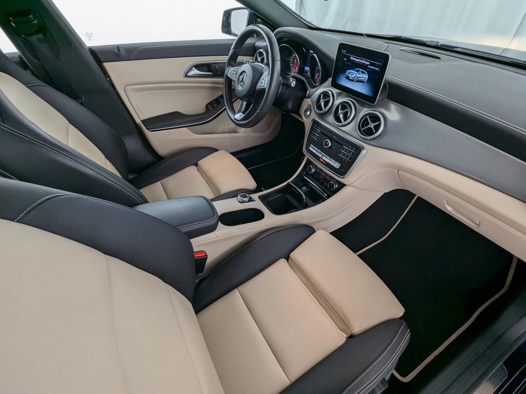 Mercedes-Benz CLA 220 Shooting Brake