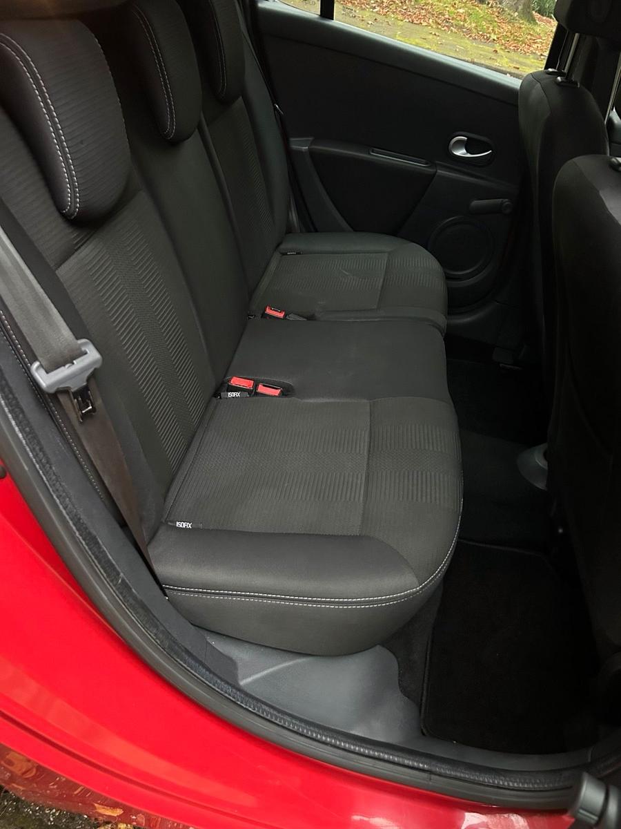 Renault Clio 2009 — photo 12