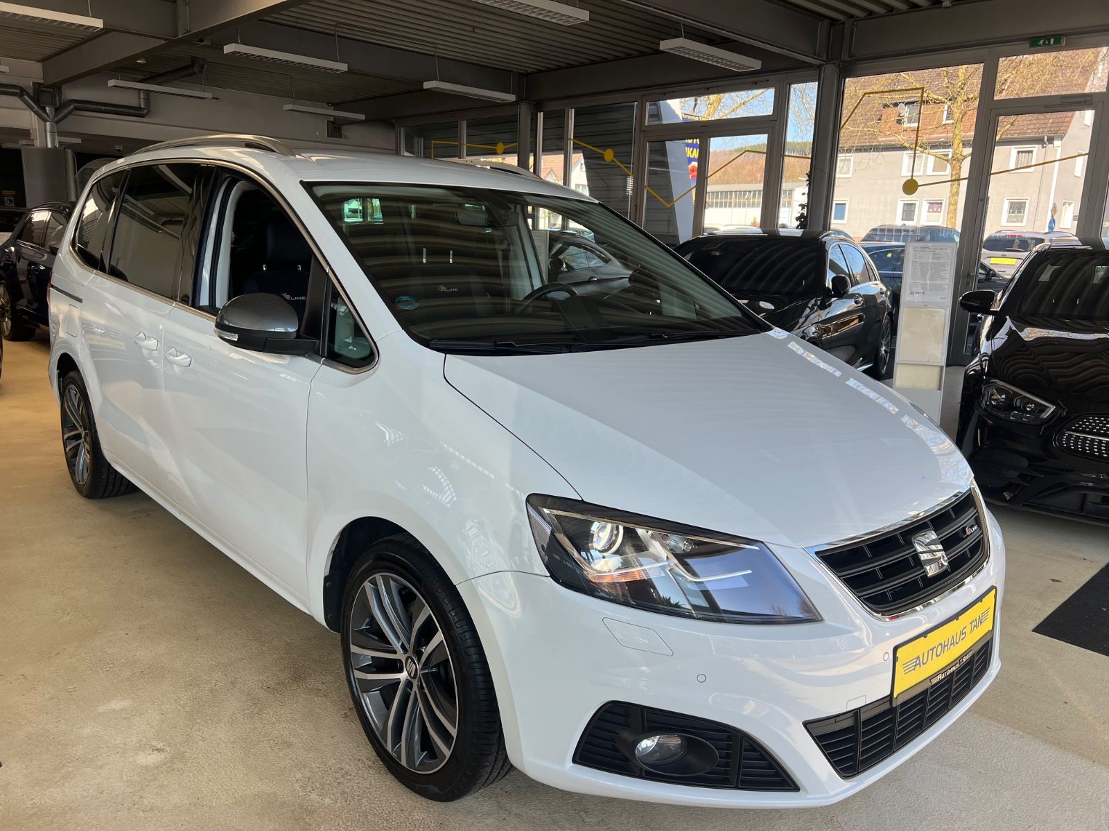 Fahrzeugabbildung SEAT Alhambra 2.0 TDI FR-Line * 7.SITZER *