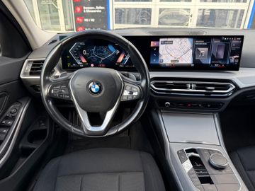 BMW 318 - 12
