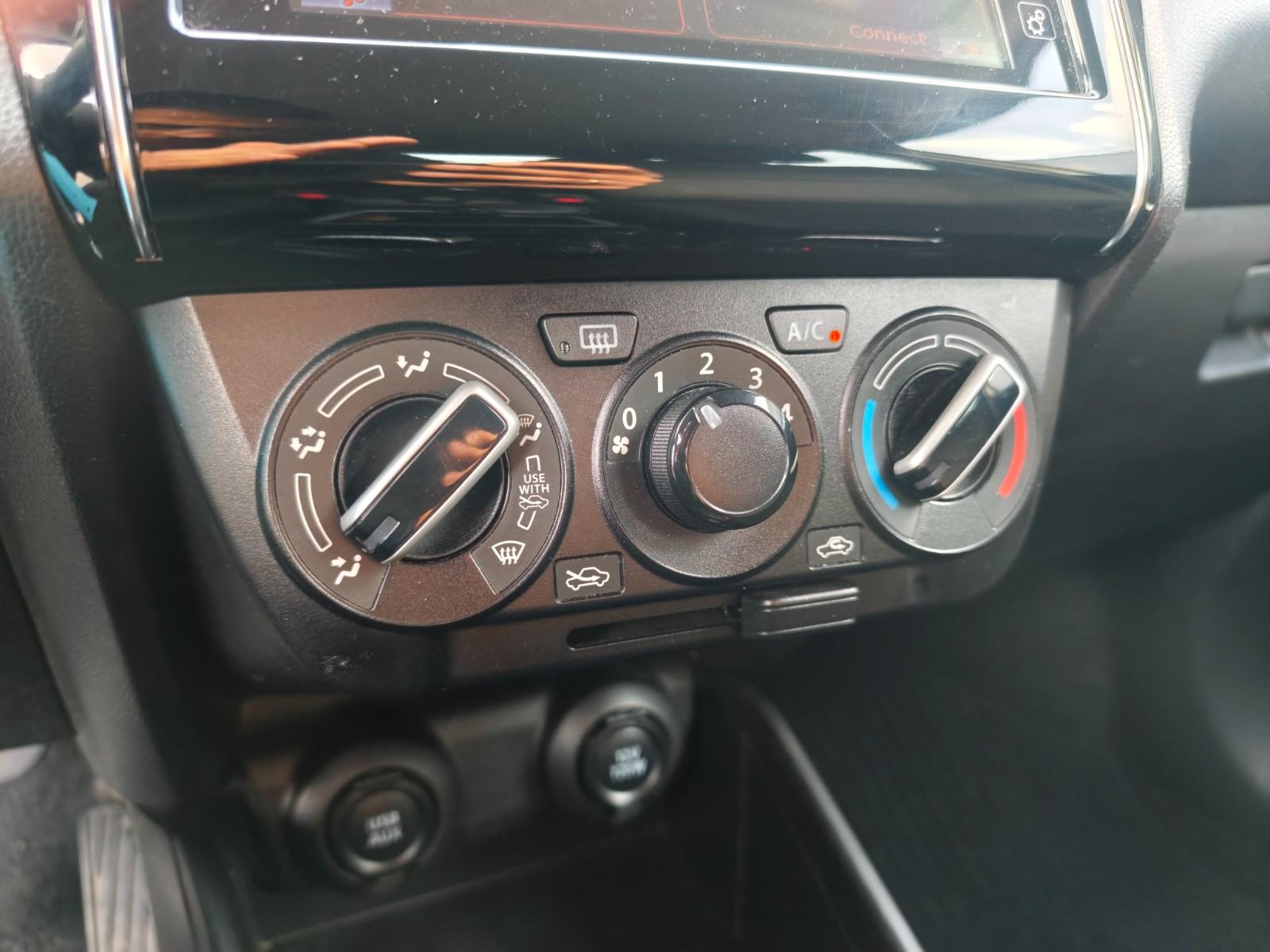 Suzuki SWIFT COMFORT*AUTOMATIK*KAM*KLIMA*ALU*NAVI*