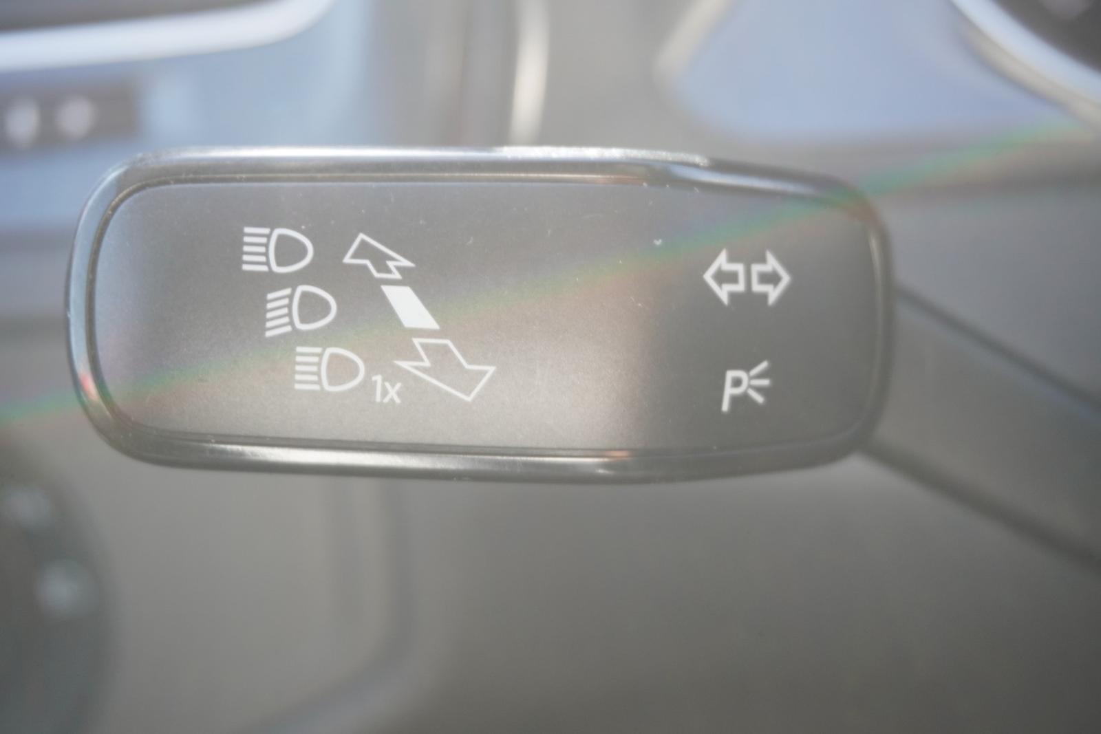 Volkswagen Golf VII 1.5 16V TSI Comfortline ACC Sitzheizung, миниатюра 25