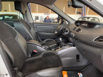 MYAUTOCENTER – Gebraucht- und Jahreswagen mit Werkstattservice in Pfaffenhofen Renault Scenic III BOSE Edition *Klima*Navi*Bluetooth*
