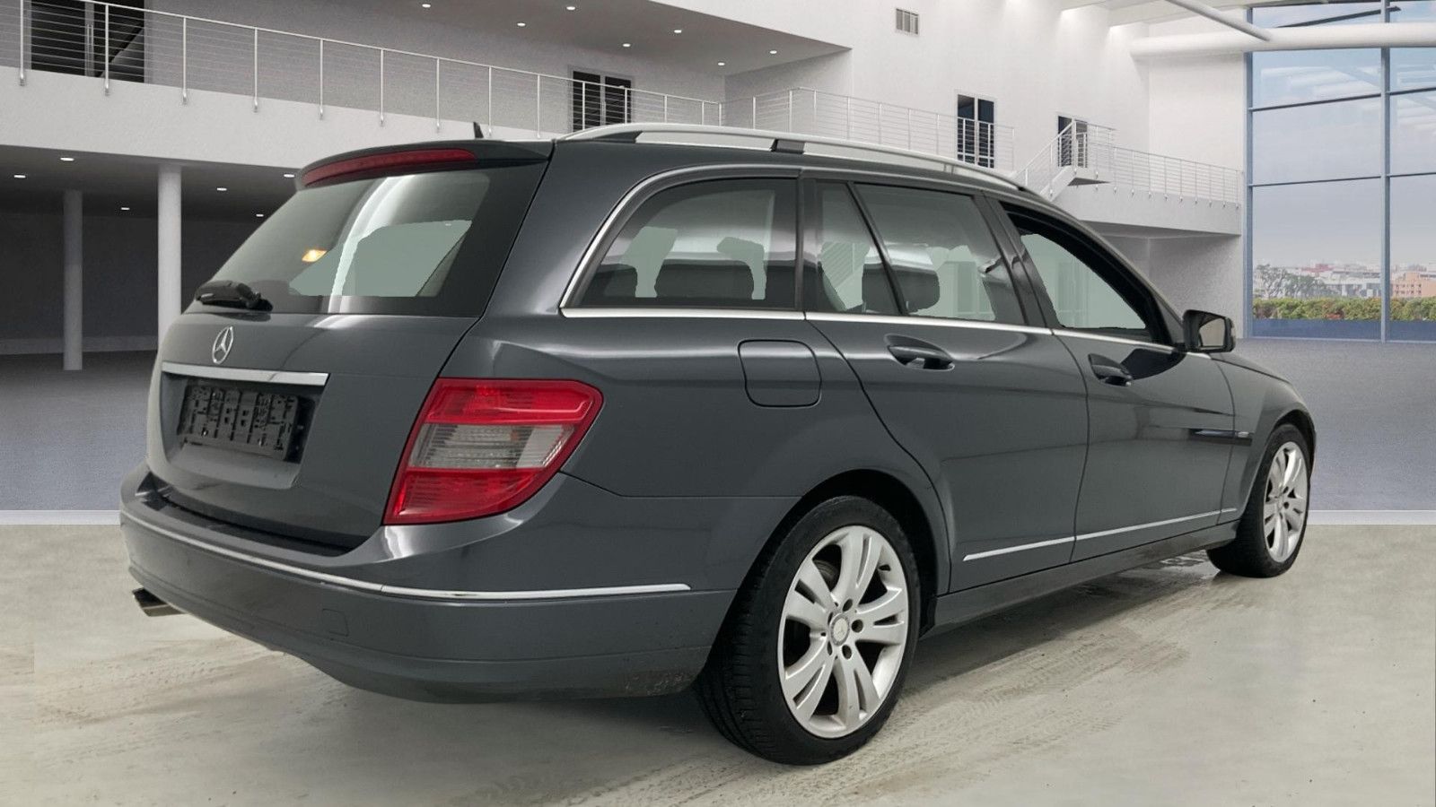 Fahrzeugabbildung Mercedes-Benz C 200 T CGI BlueEff Avantgarde Aut AHK GRA SHZ