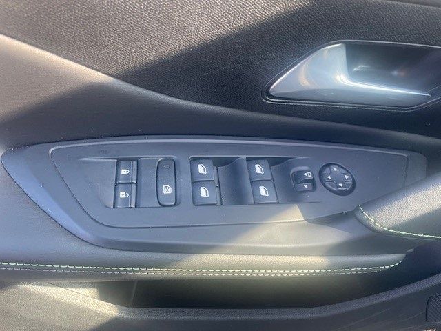 Fahrzeugabbildung Peugeot 408 GT 1.6 PlugIn Hybrid 225 e-EAT8